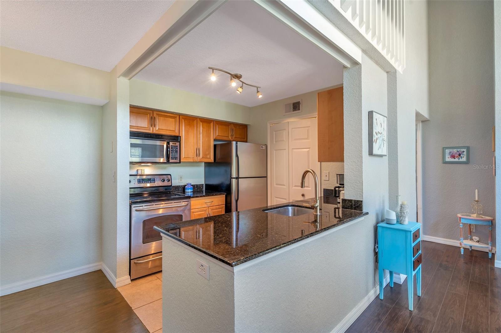 Image 15 of 39 For 3301 Haviland Ct  301