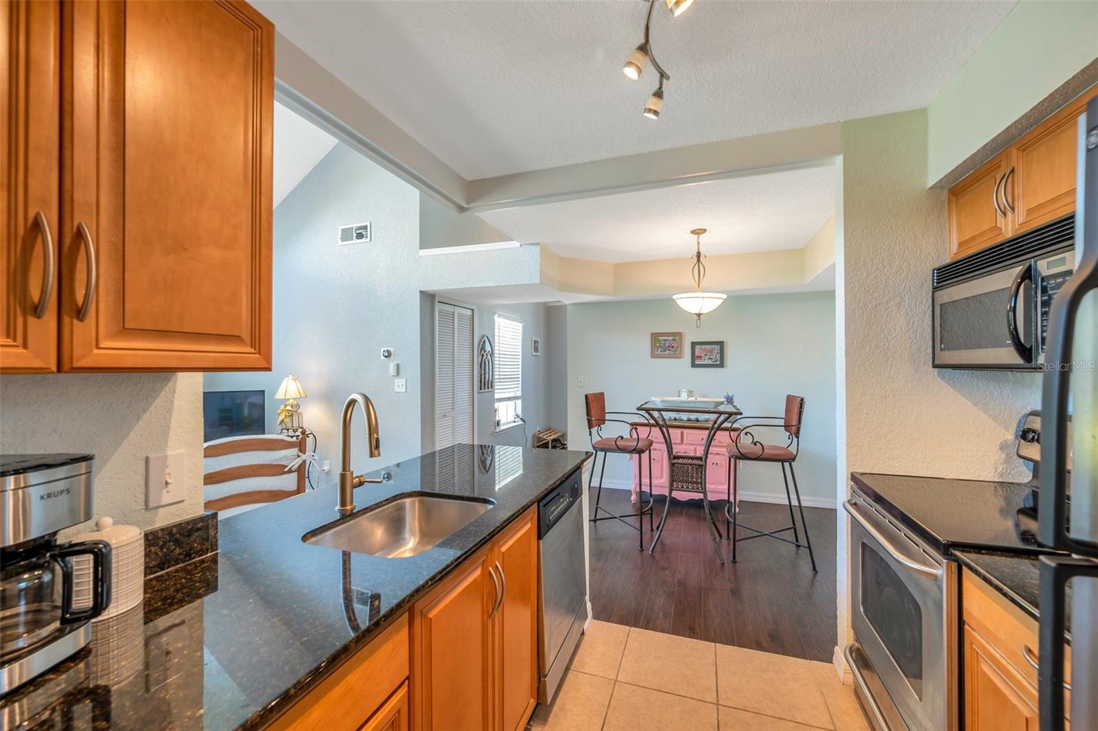 Image 19 of 39 For 3301 Haviland Ct  301