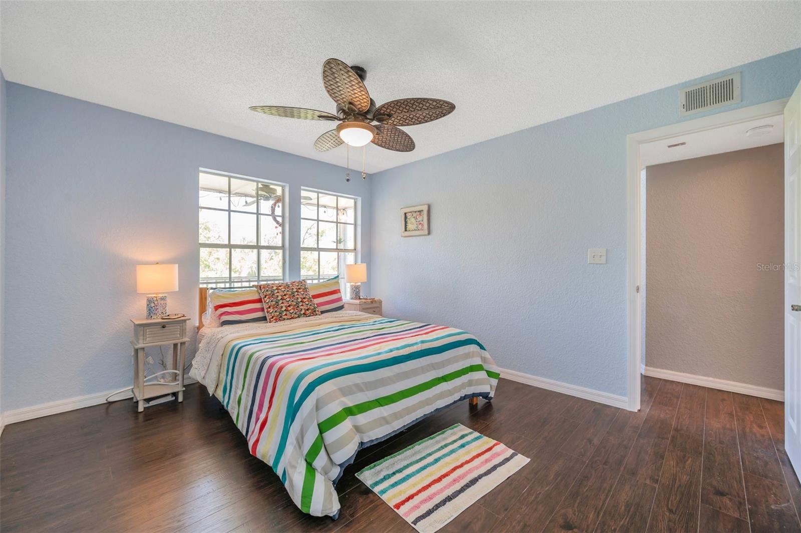 Image 27 of 39 For 3301 Haviland Ct  301