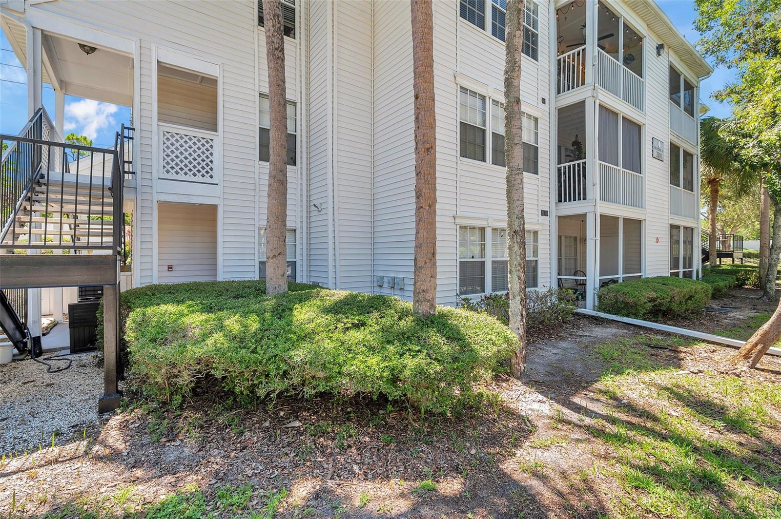 Image 4 of 39 For 3301 Haviland Ct  301