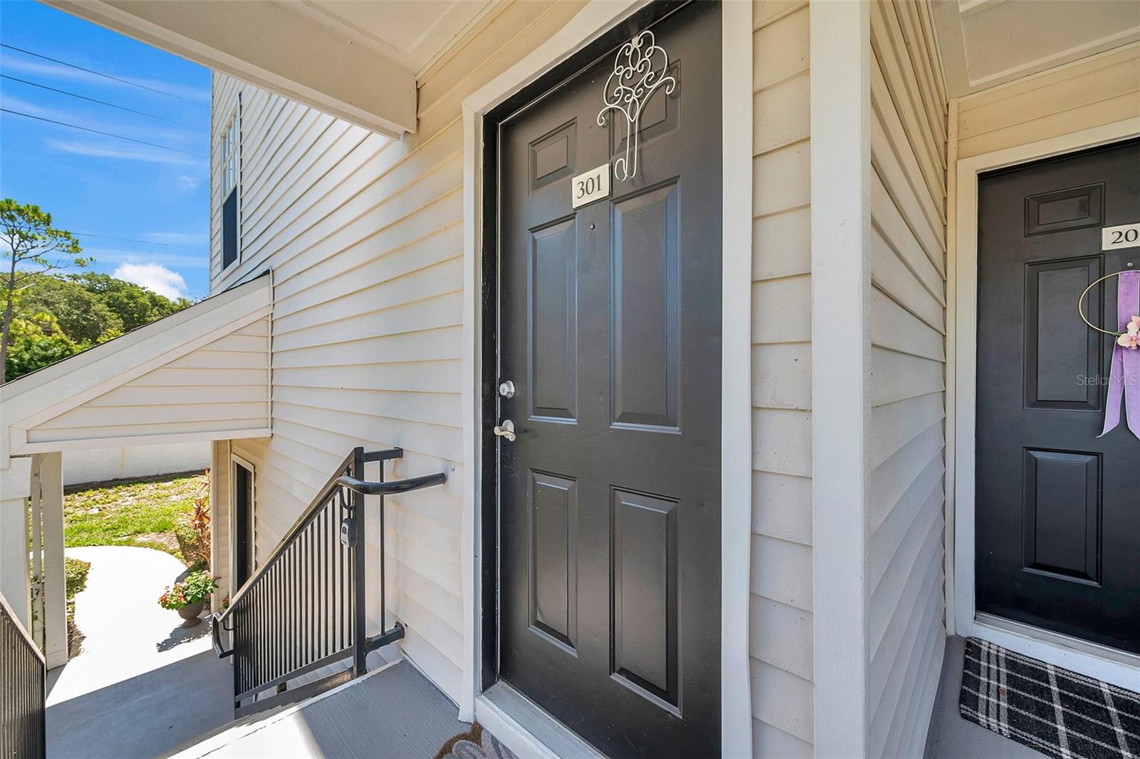 Image 5 of 39 For 3301 Haviland Ct  301
