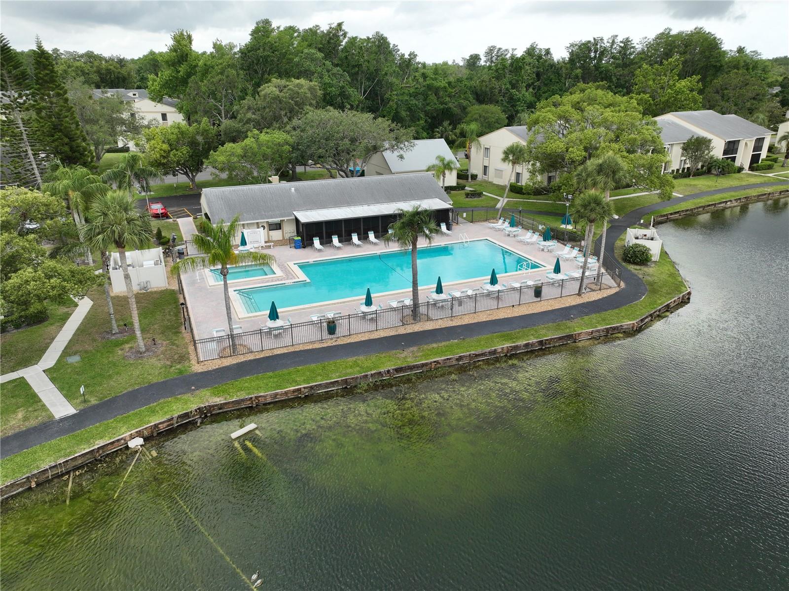 Listing photo id 21 for 3232 Lake Pine Way E A2