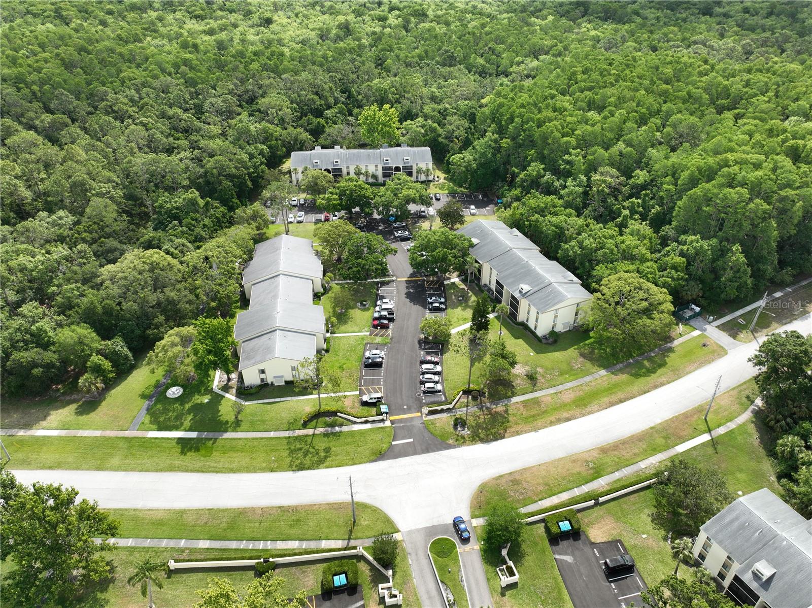 Listing photo id 28 for 3232 Lake Pine Way E A2