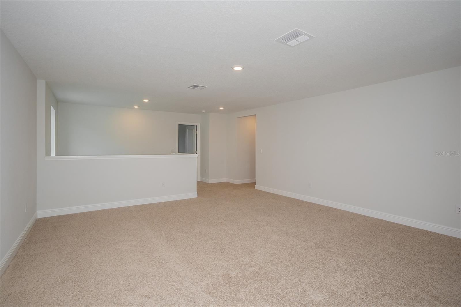 Image 18 of 28 For 10036 Surrey Rose Drive