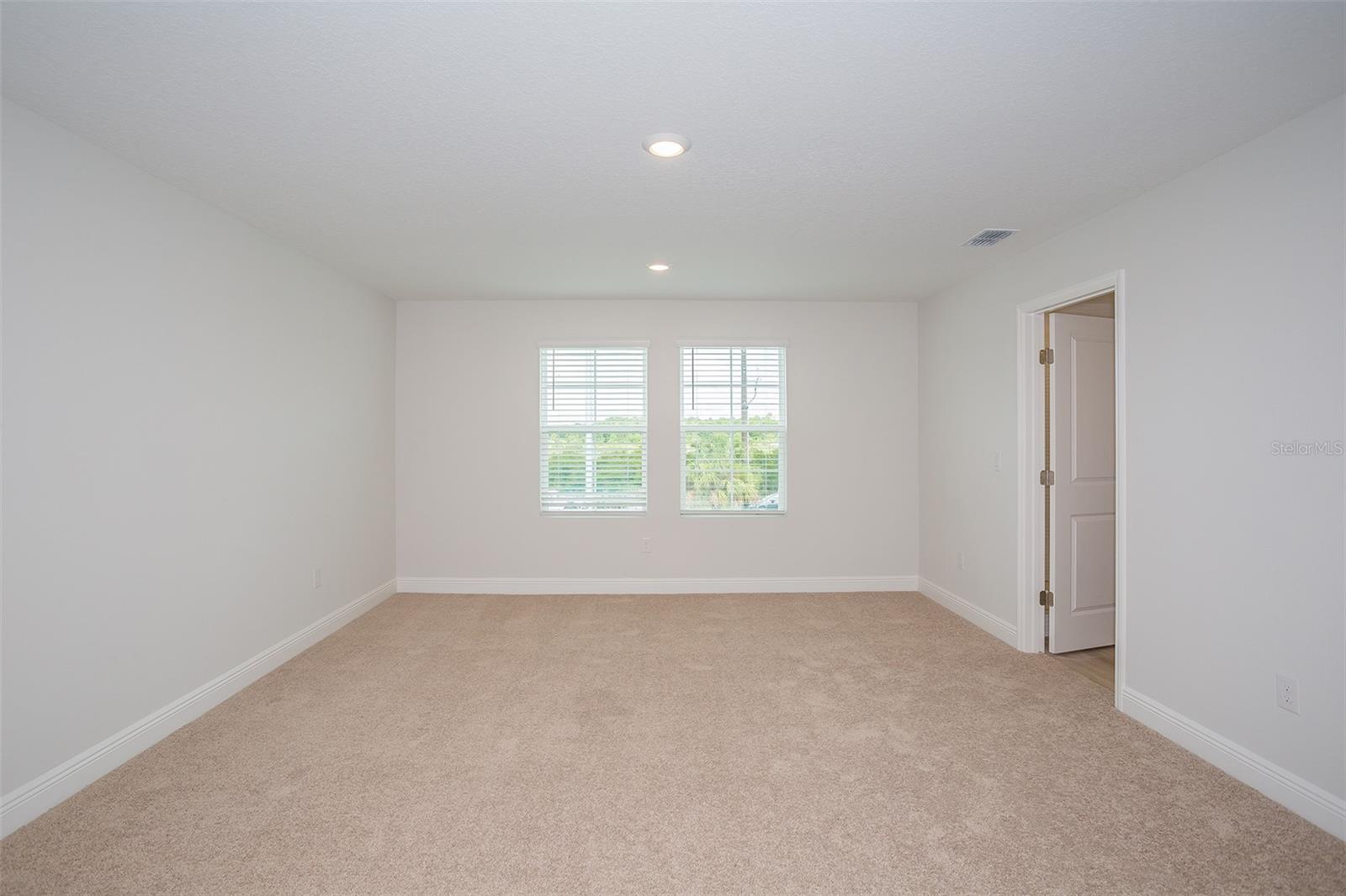 Image 20 of 28 For 10036 Surrey Rose Drive