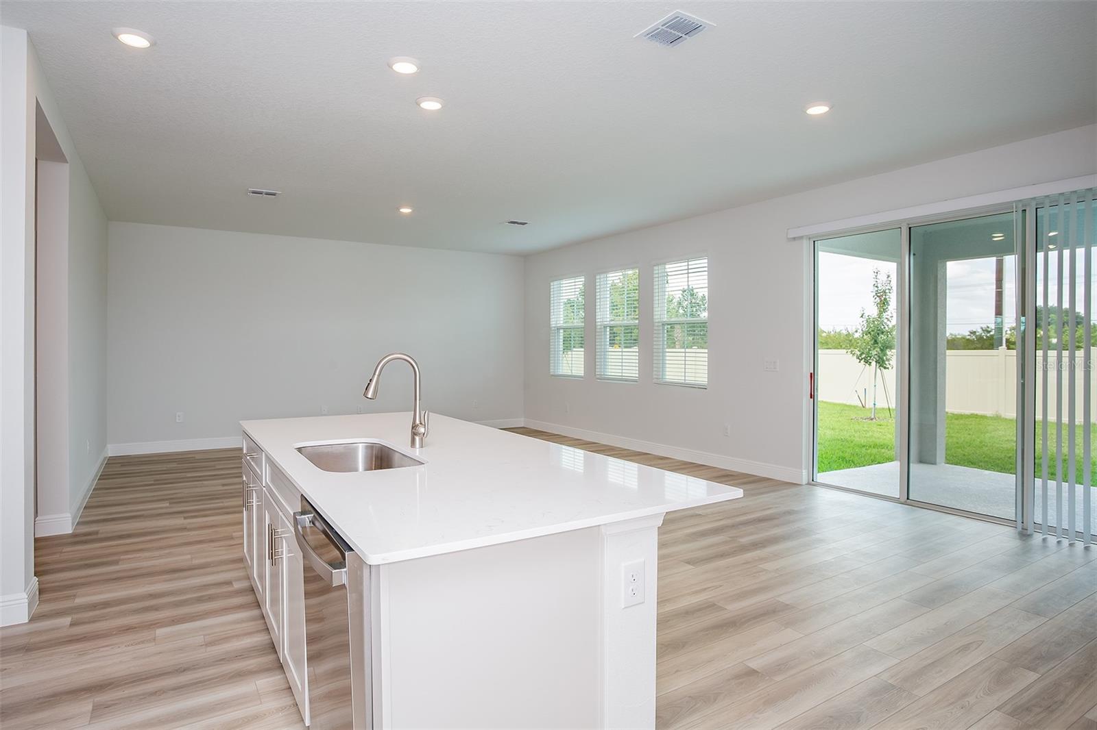 Image 5 of 28 For 10036 Surrey Rose Drive