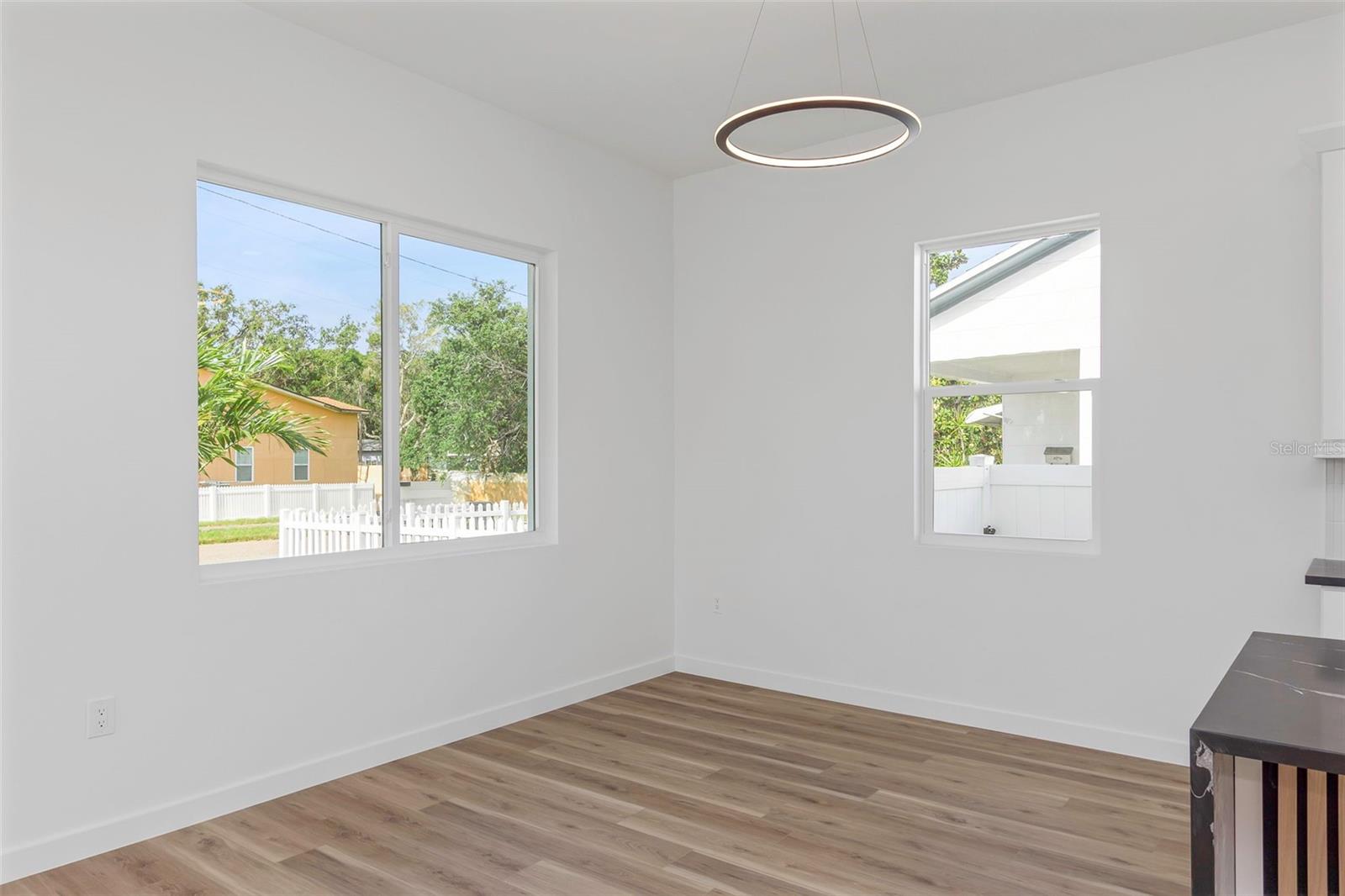 Image 10 of 55 For 711 42nd Avenue S