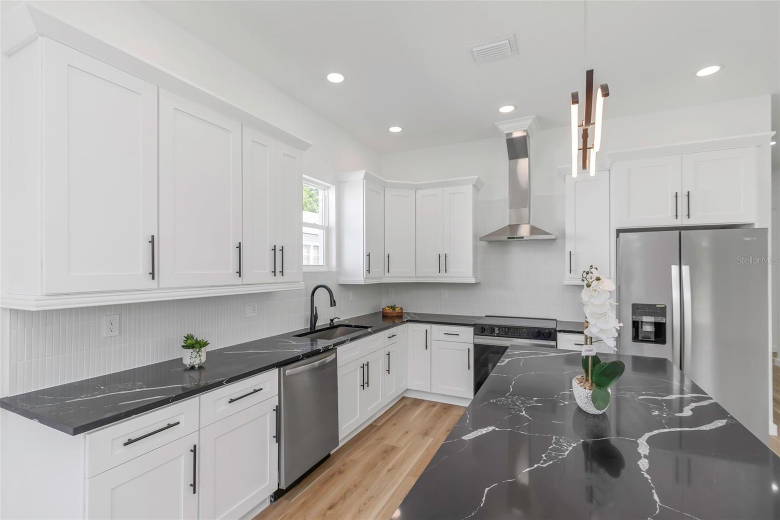Image 13 of 55 For 711 42nd Avenue S