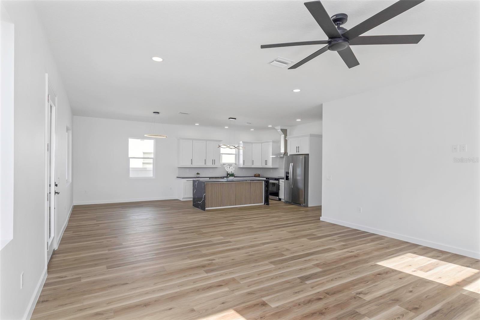 Image 8 of 55 For 711 42nd Avenue S