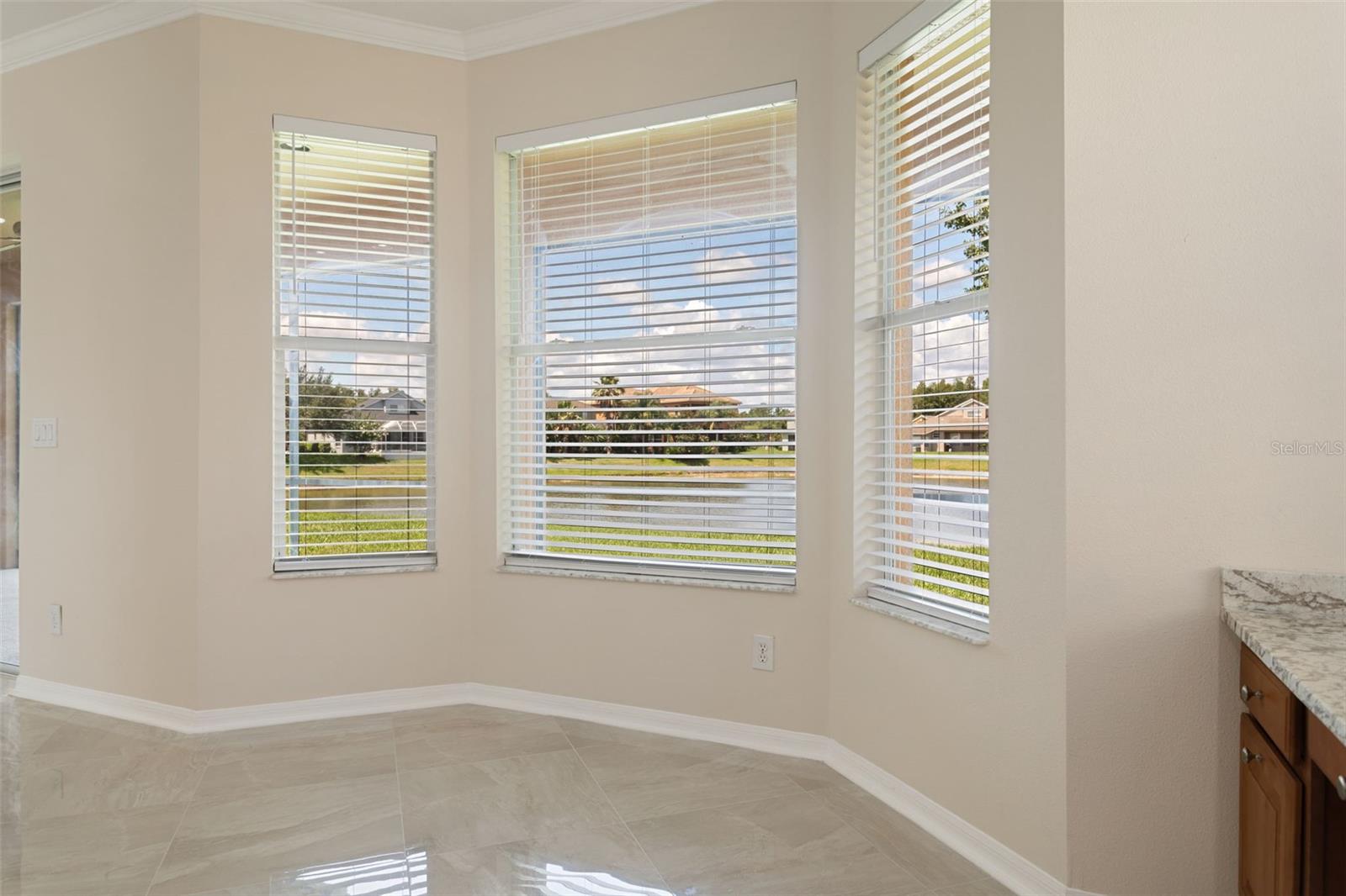 Image 11 of 50 For 17912 Bahama Isle Circle