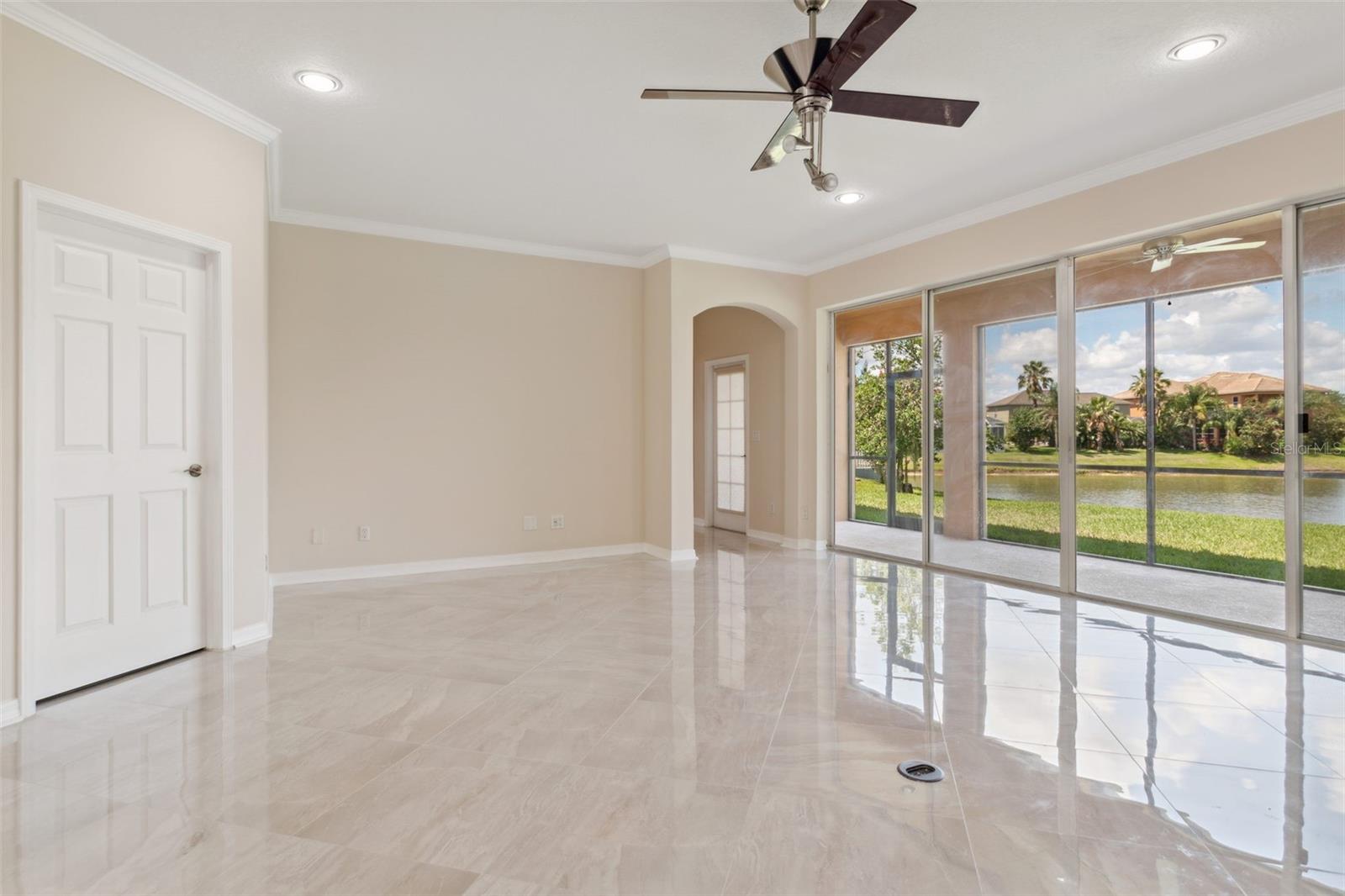 Image 12 of 50 For 17912 Bahama Isle Circle