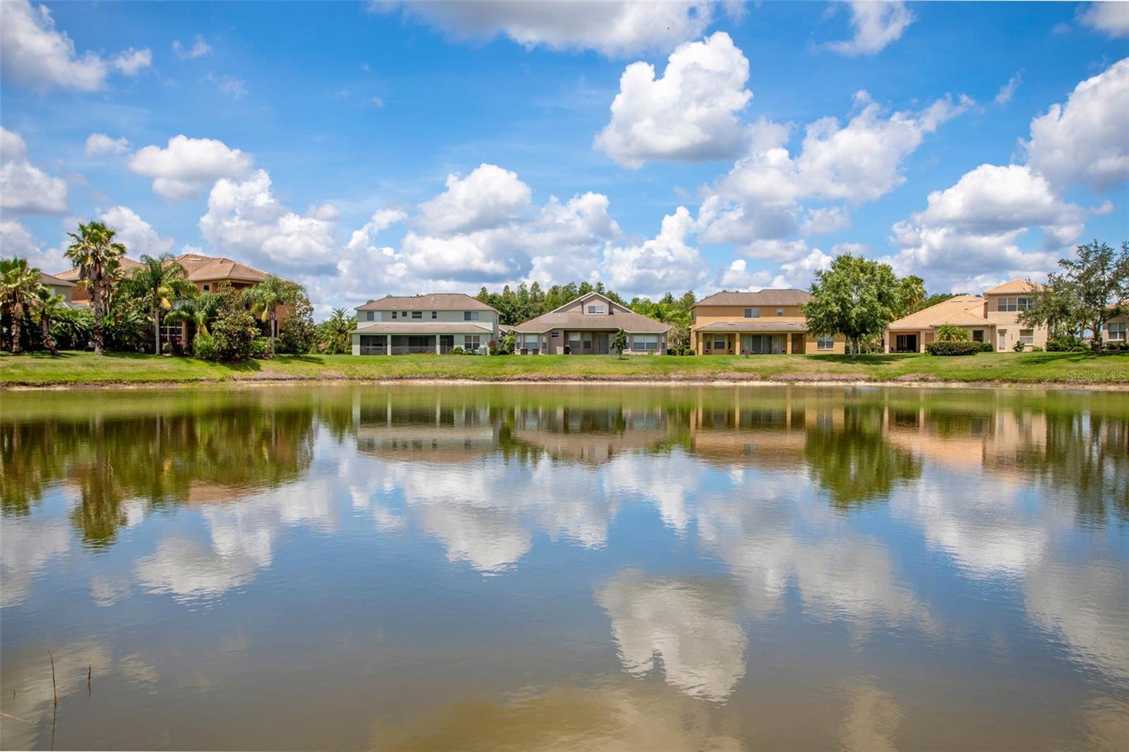 Image 39 of 50 For 17912 Bahama Isle Circle