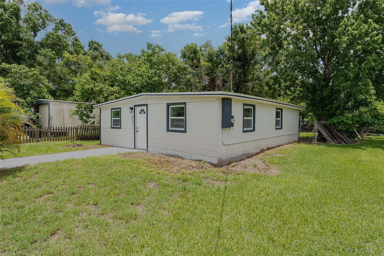 Image 2 of 26 For 833 Suwannee Avenue