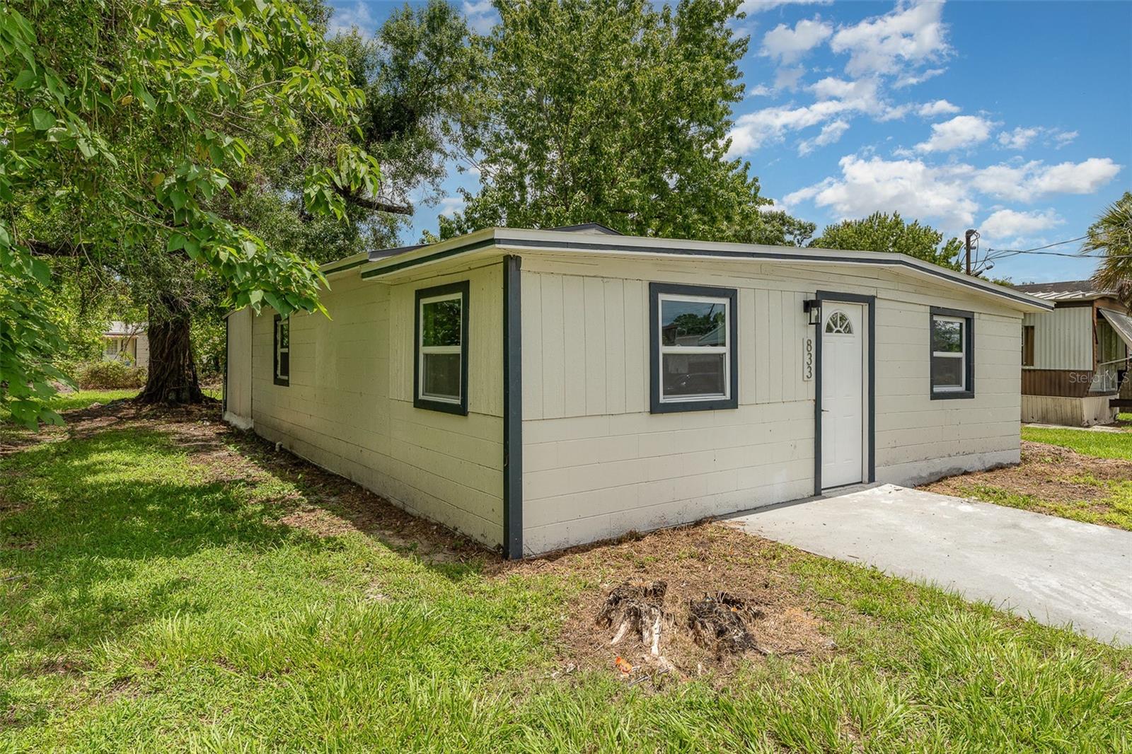 Image 3 of 26 For 833 Suwannee Avenue