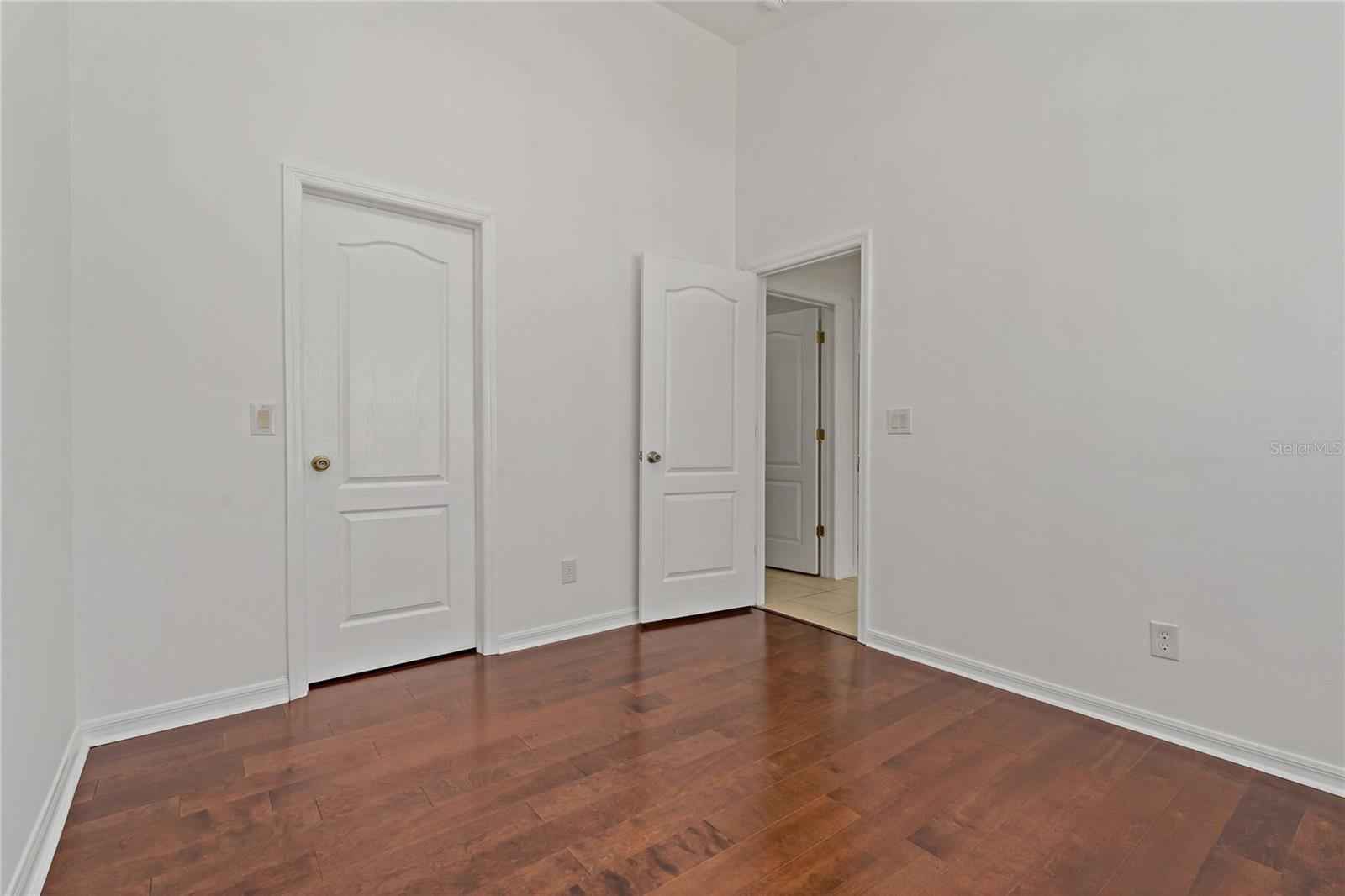 Image 36 of 76 For 19206 Ivy Oak Way
