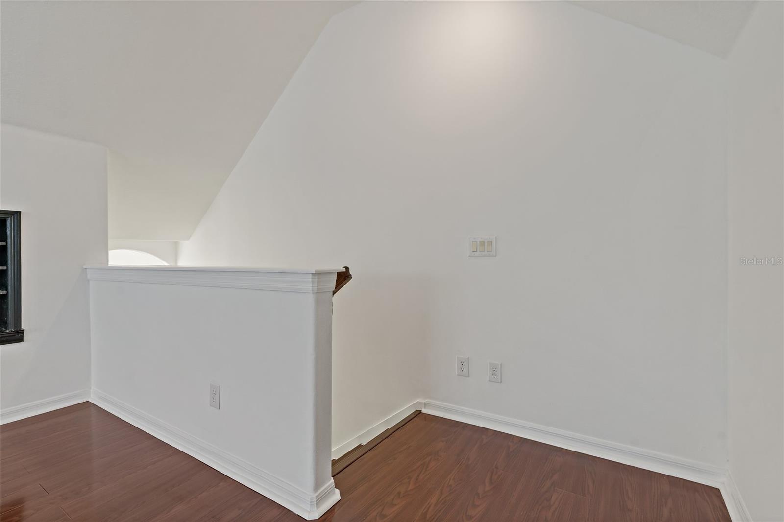 Image 39 of 76 For 19206 Ivy Oak Way