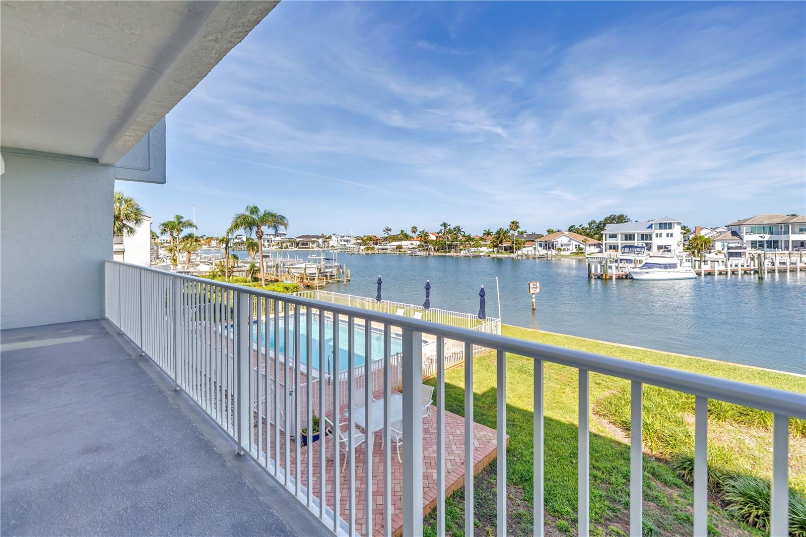 Image 31 of 62 For 340 Pinellas Bayway S 205