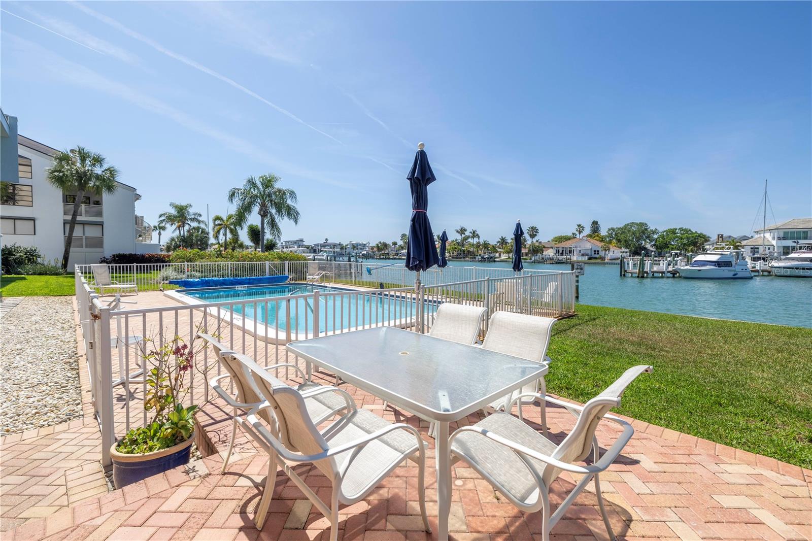 Image 42 of 62 For 340 Pinellas Bayway S 205