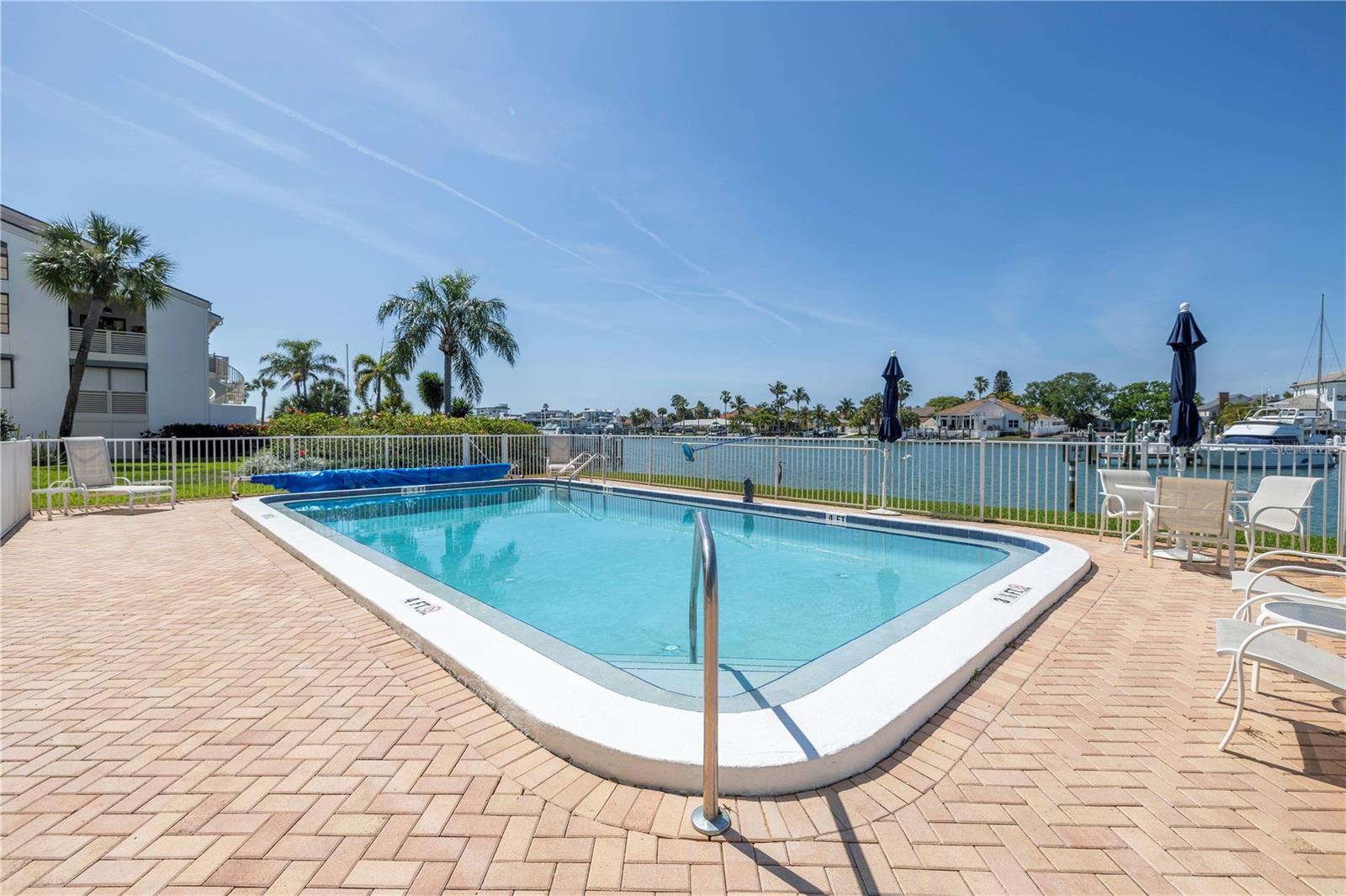 Image 43 of 62 For 340 Pinellas Bayway S 205