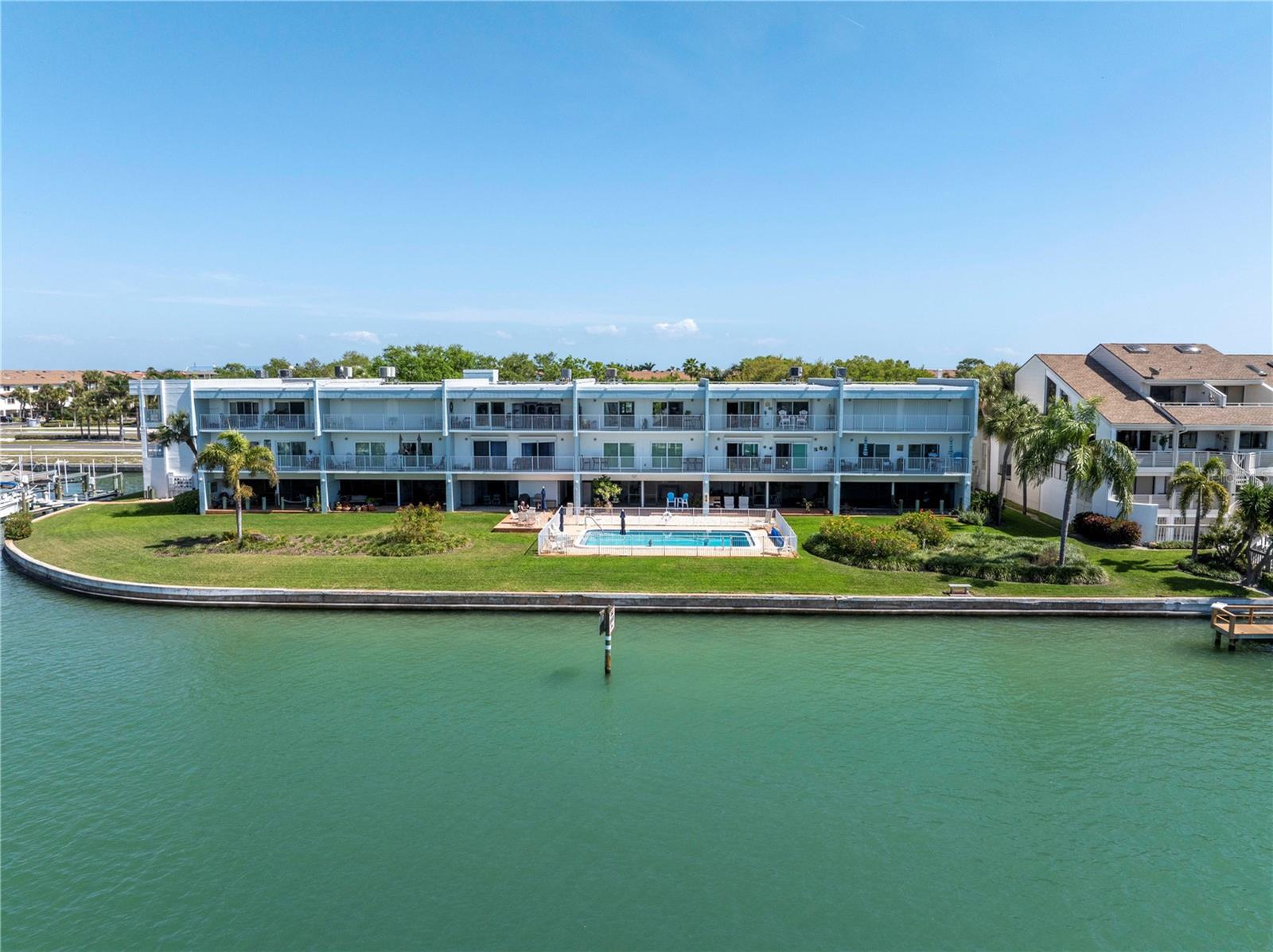 Image 45 of 62 For 340 Pinellas Bayway S 205