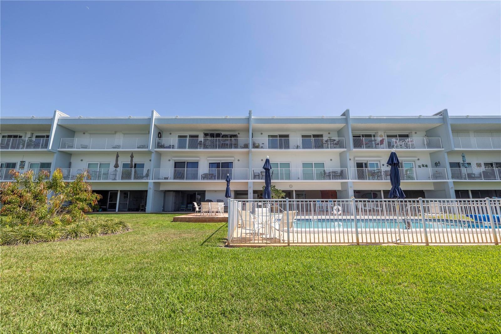 Image 46 of 62 For 340 Pinellas Bayway S 205