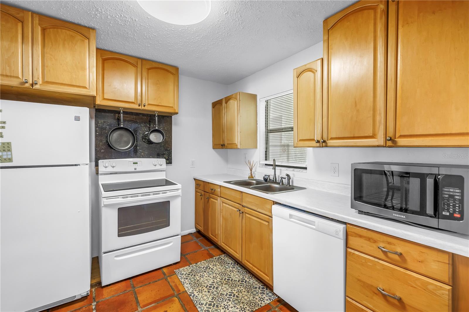 Image 6 of 62 For 340 Pinellas Bayway S 205
