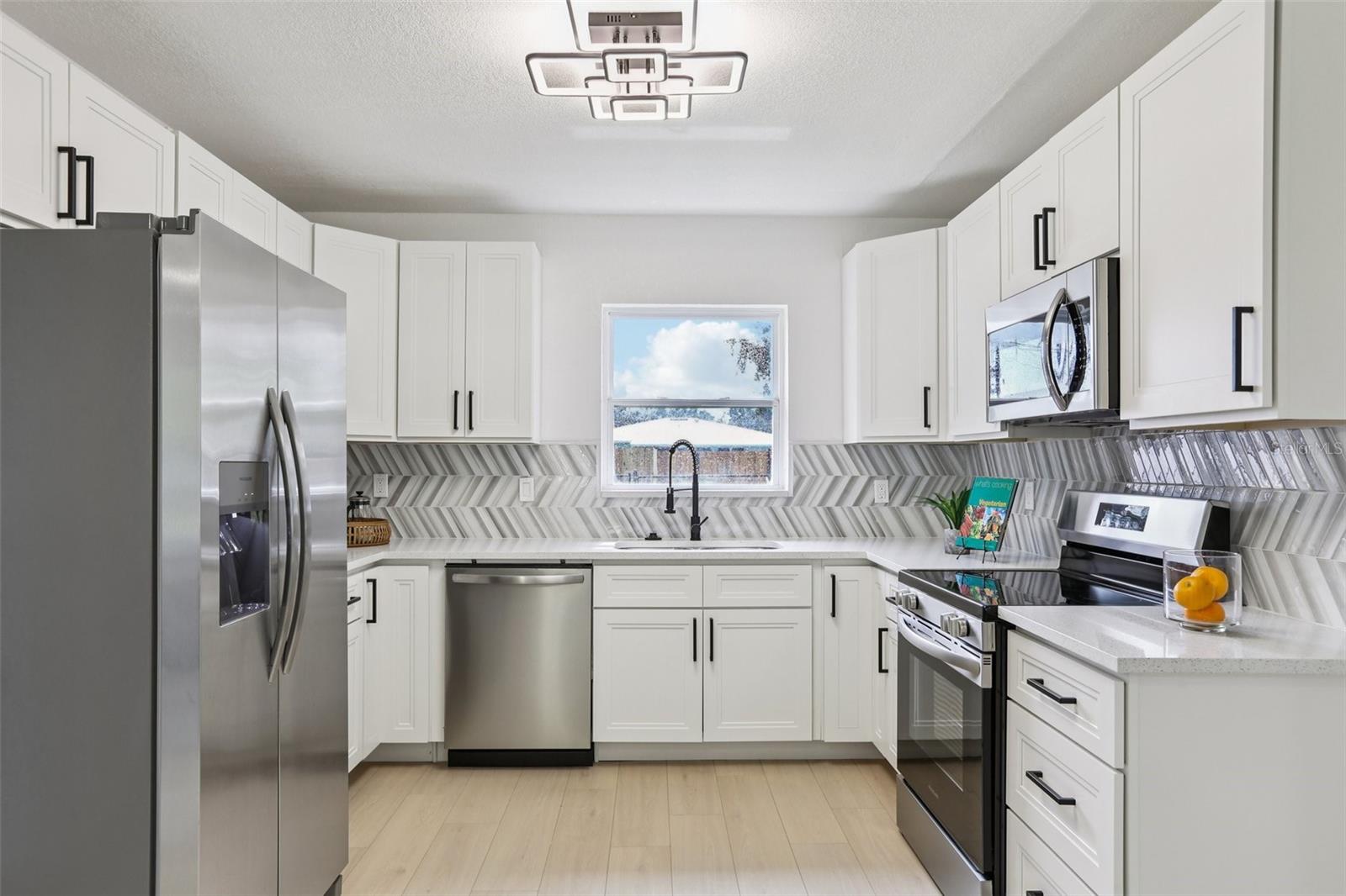 Image 3 of 29 For 6 Orion Avenue