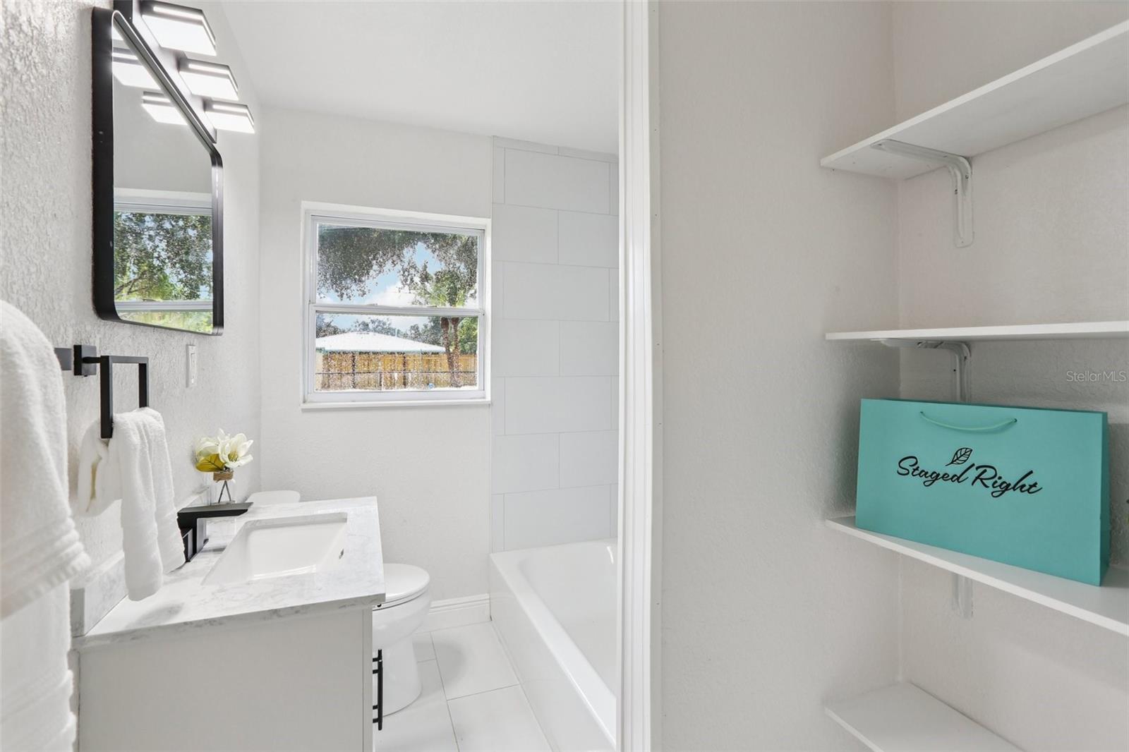 Image 7 of 29 For 6 Orion Avenue