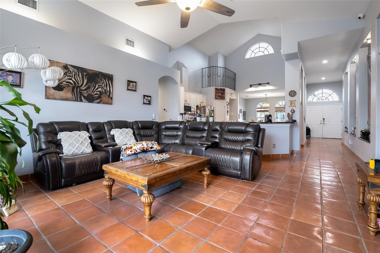 Image 10 of 34 For 10327 Meadow Crossing Drive