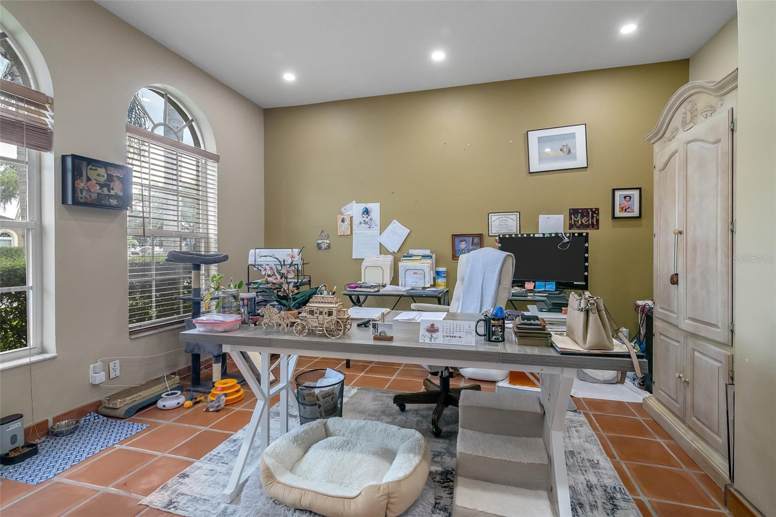 Image 13 of 34 For 10327 Meadow Crossing Drive
