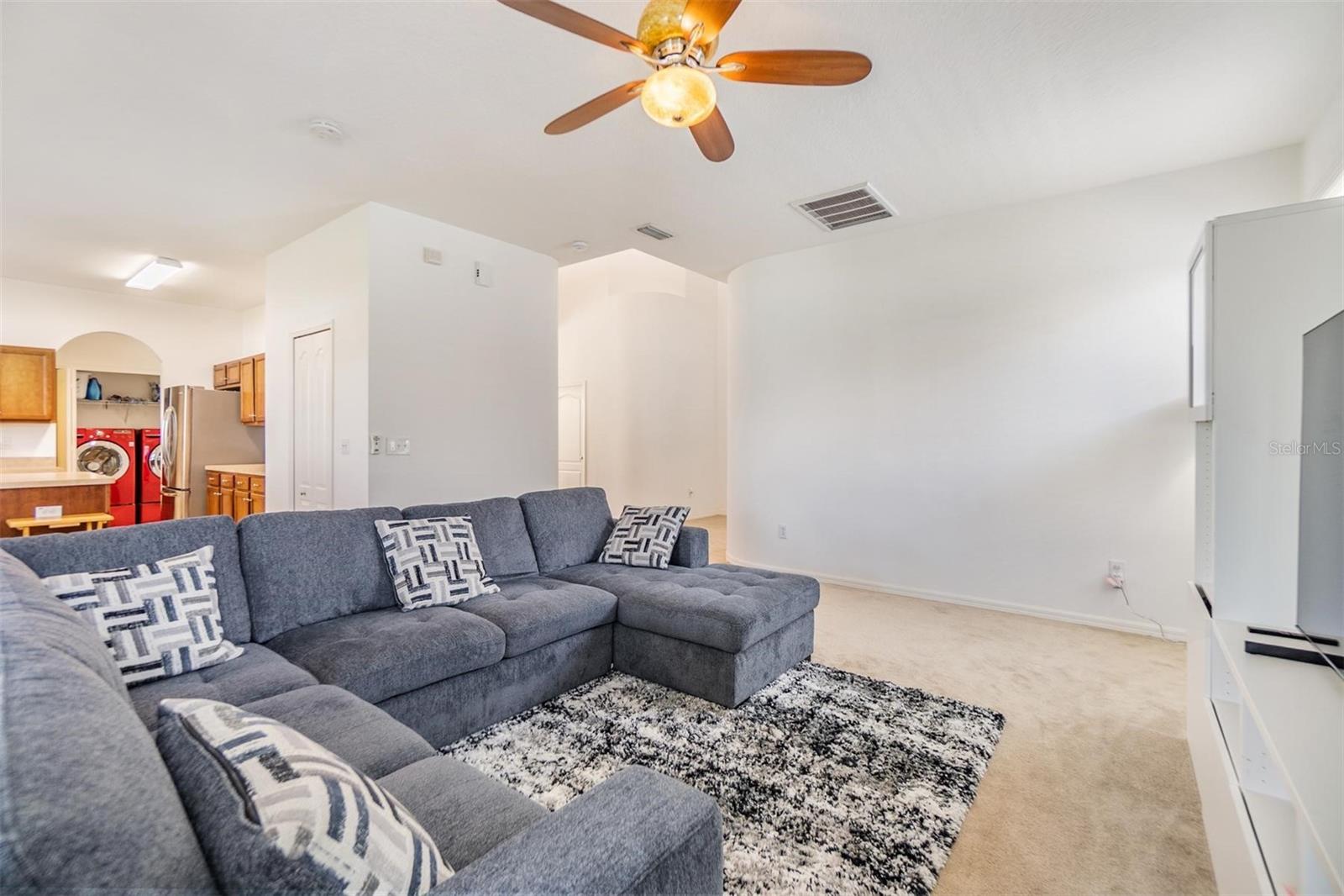 Image 14 of 30 For 8219 Canterbury Lake Boulevard
