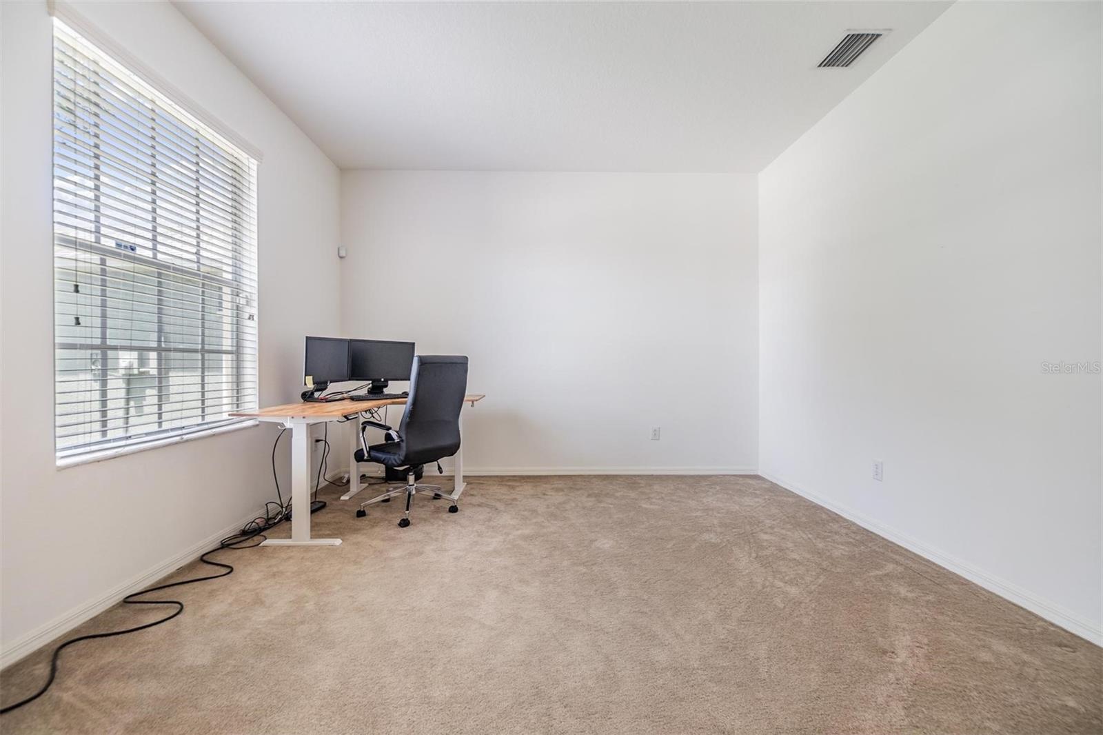 Image 17 of 30 For 8219 Canterbury Lake Boulevard
