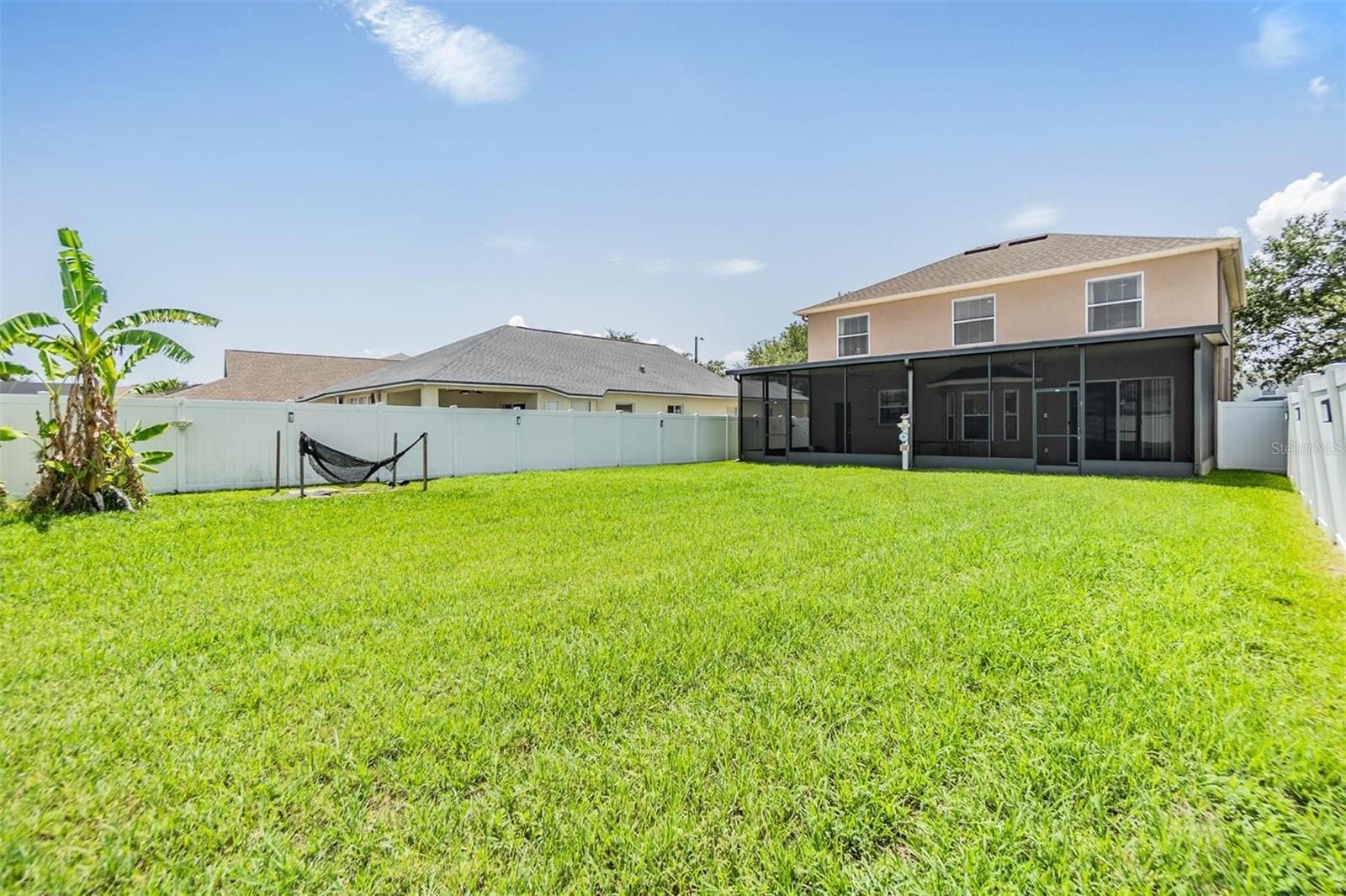 Image 4 of 30 For 8219 Canterbury Lake Boulevard