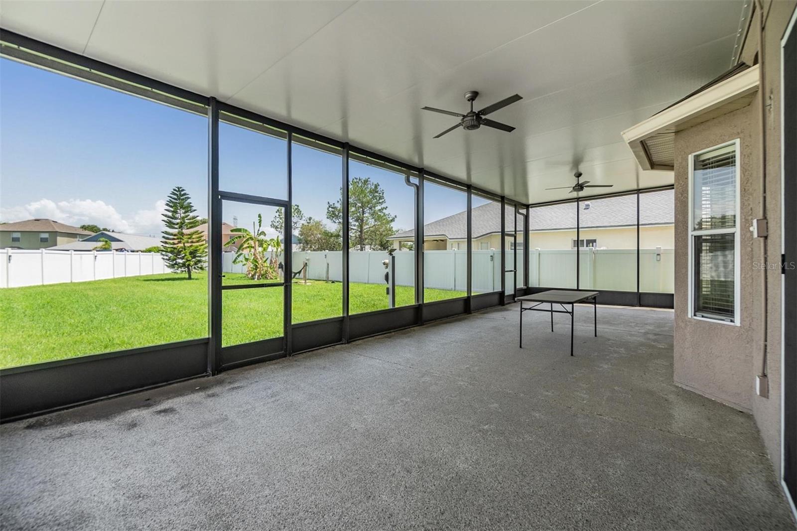 Image 6 of 30 For 8219 Canterbury Lake Boulevard