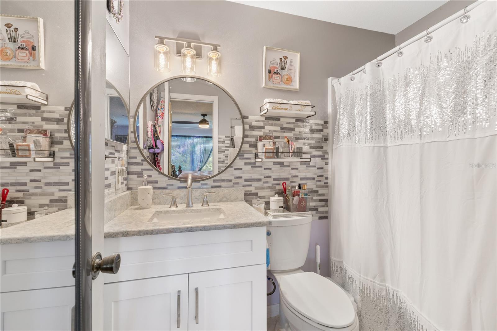 Image 30 of 47 For 5725 Pelican Pointe Drive 1
