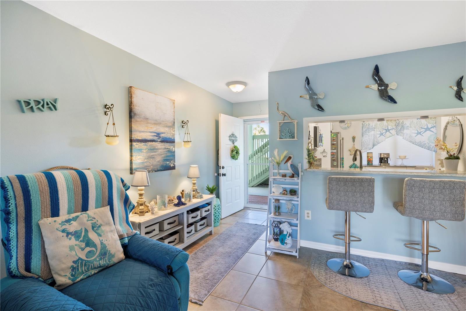 Image 9 of 47 For 5725 Pelican Pointe Drive 1
