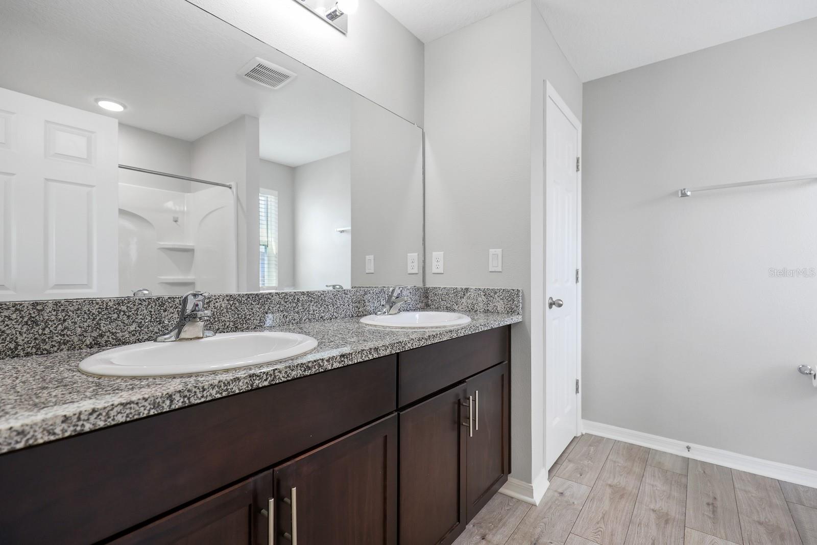 Image 19 of 45 For 12894 French Market Drive