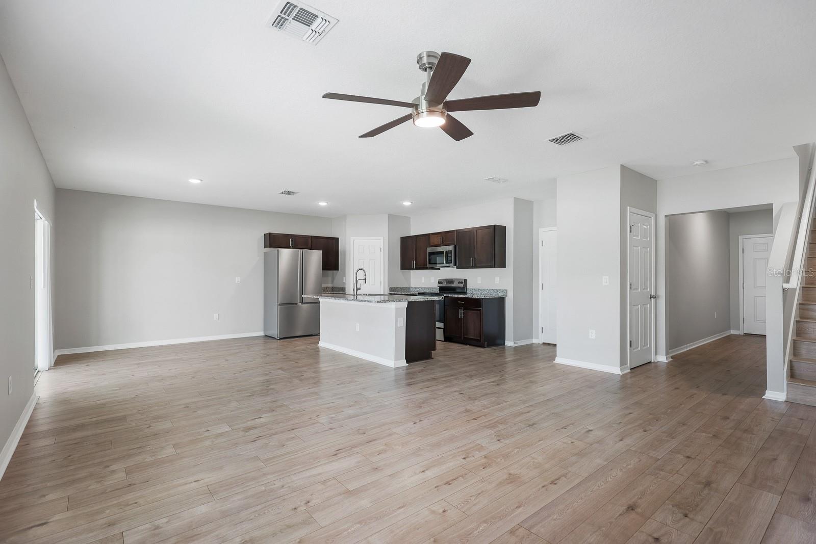 Image 5 of 45 For 12894 French Market Drive