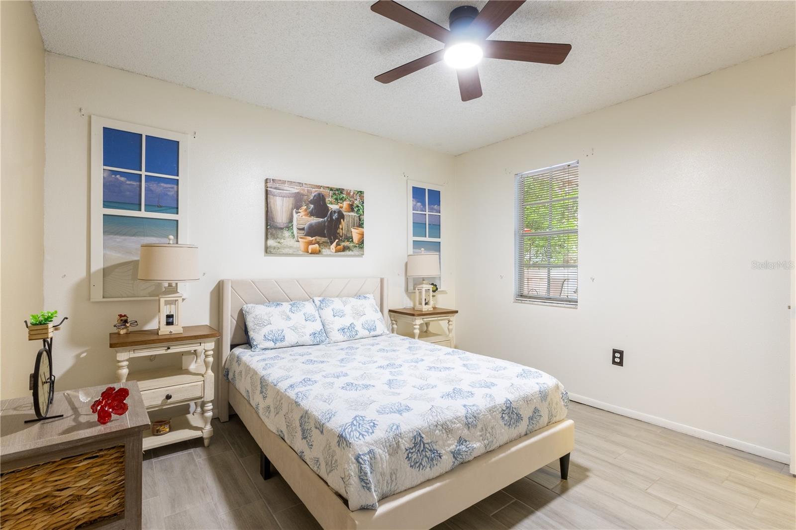 Image 18 of 28 For 12529 Knollbrook Lane