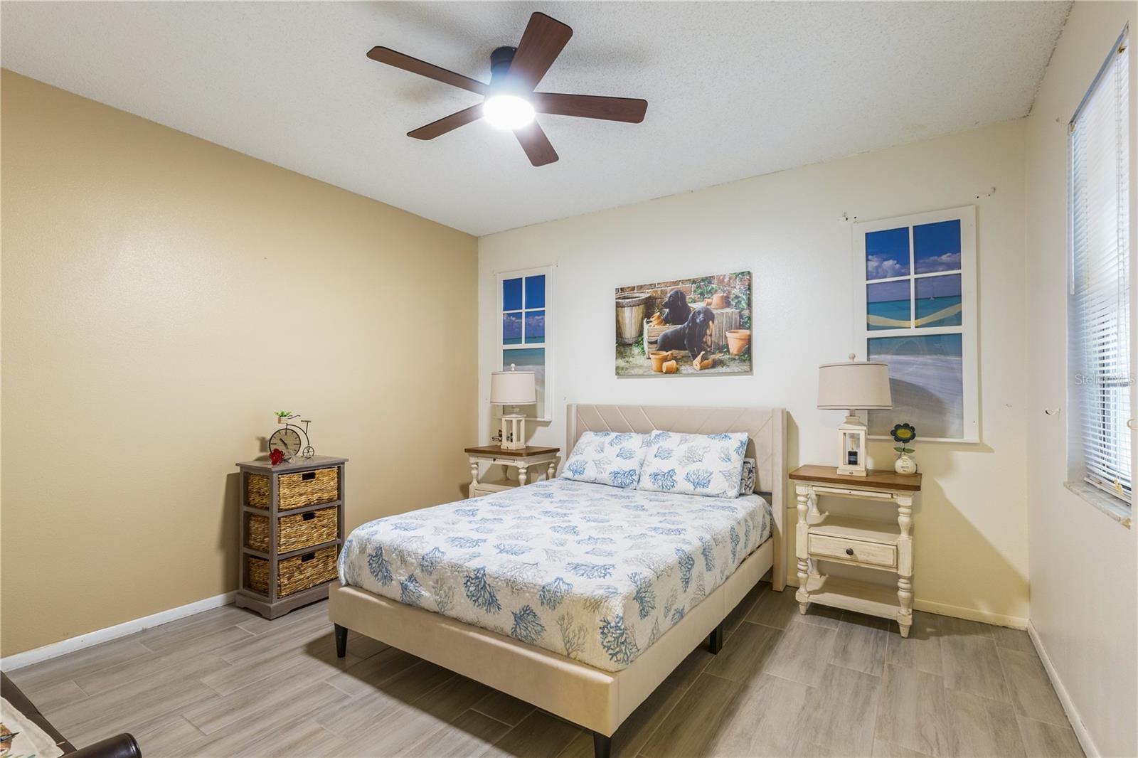 Image 20 of 28 For 12529 Knollbrook Lane
