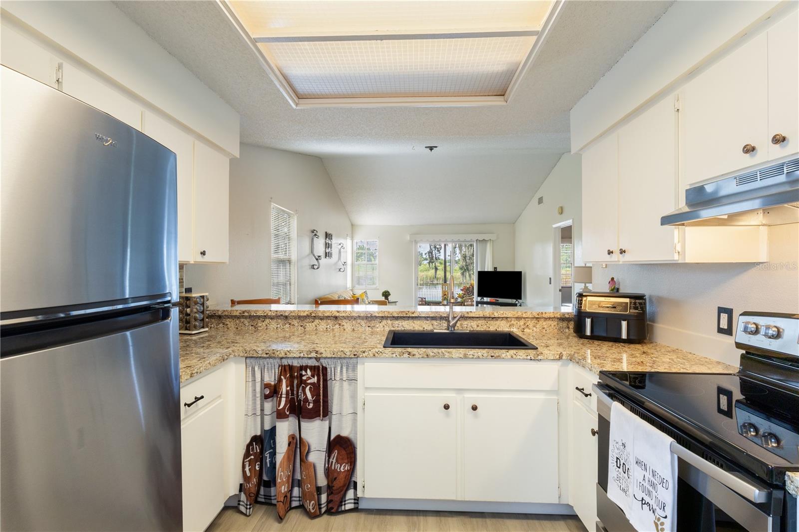 Image 7 of 28 For 12529 Knollbrook Lane