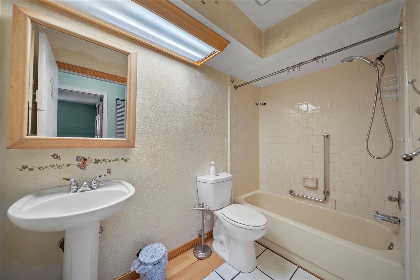 Image 8 of 17 For 3529 Orion Road