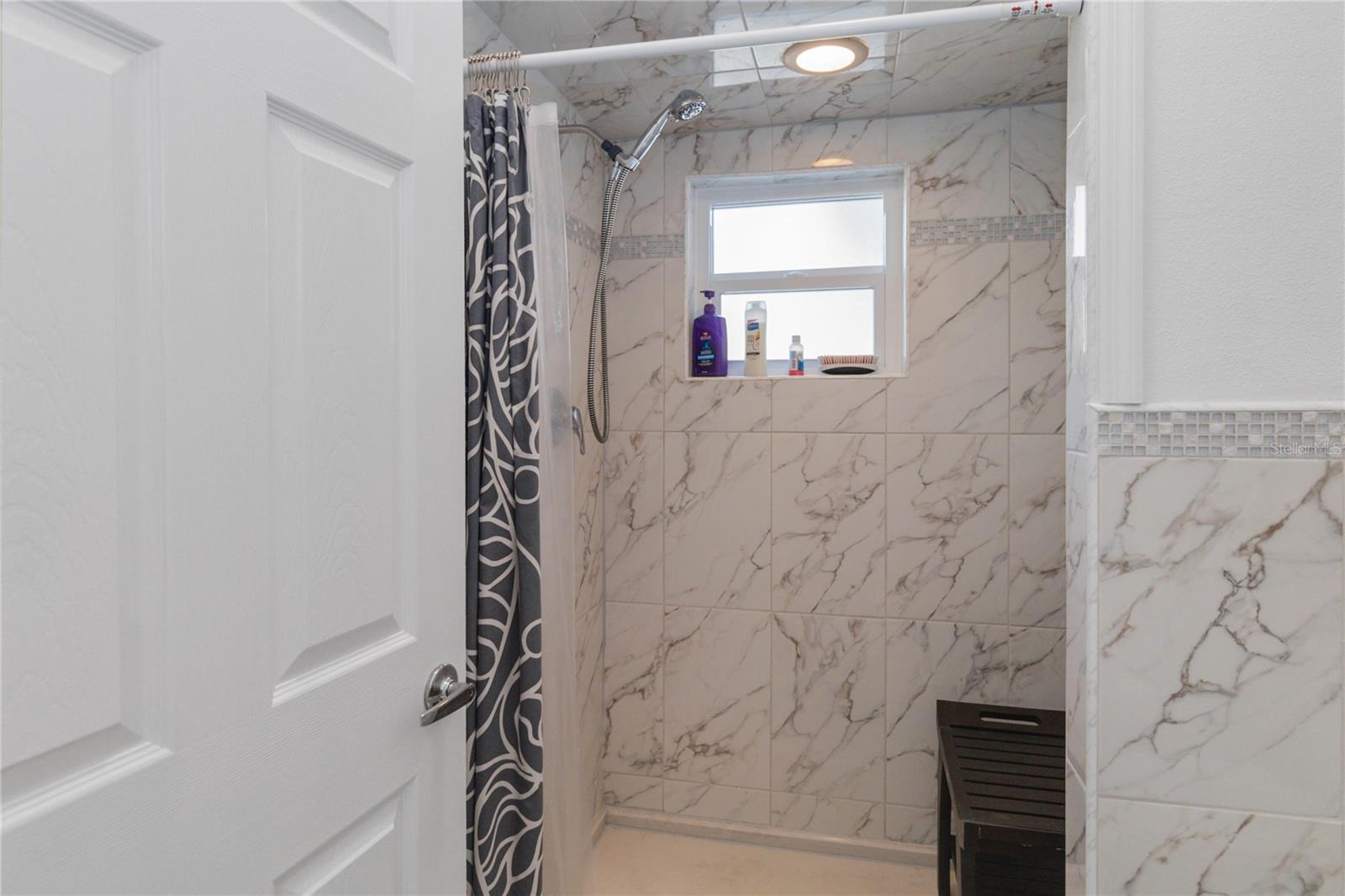 Image 21 of 37 For 5595 Eagle Way