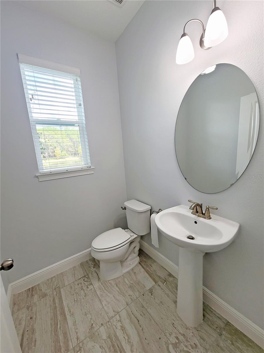 Listing photo id 17 for 5509 Cumberland Star