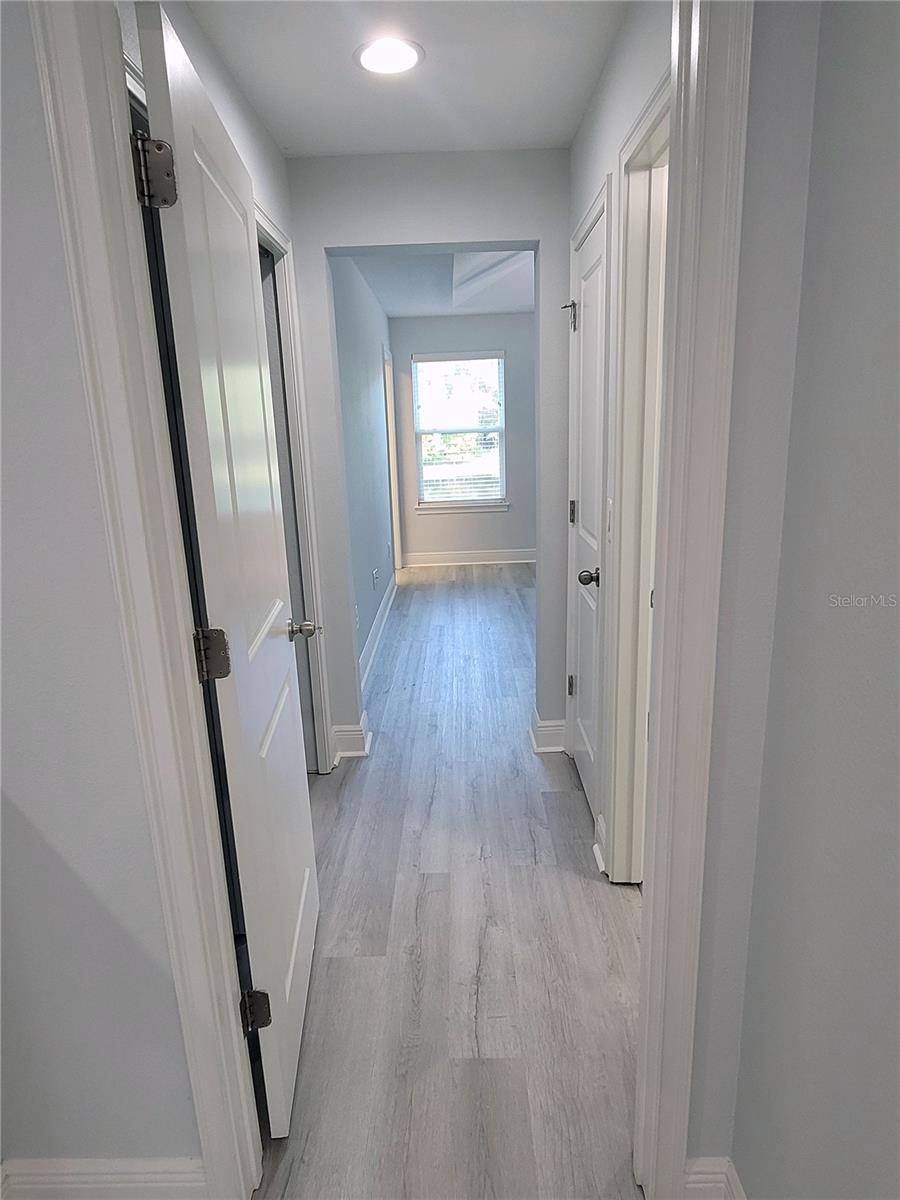 Listing photo id 25 for 5509 Cumberland Star