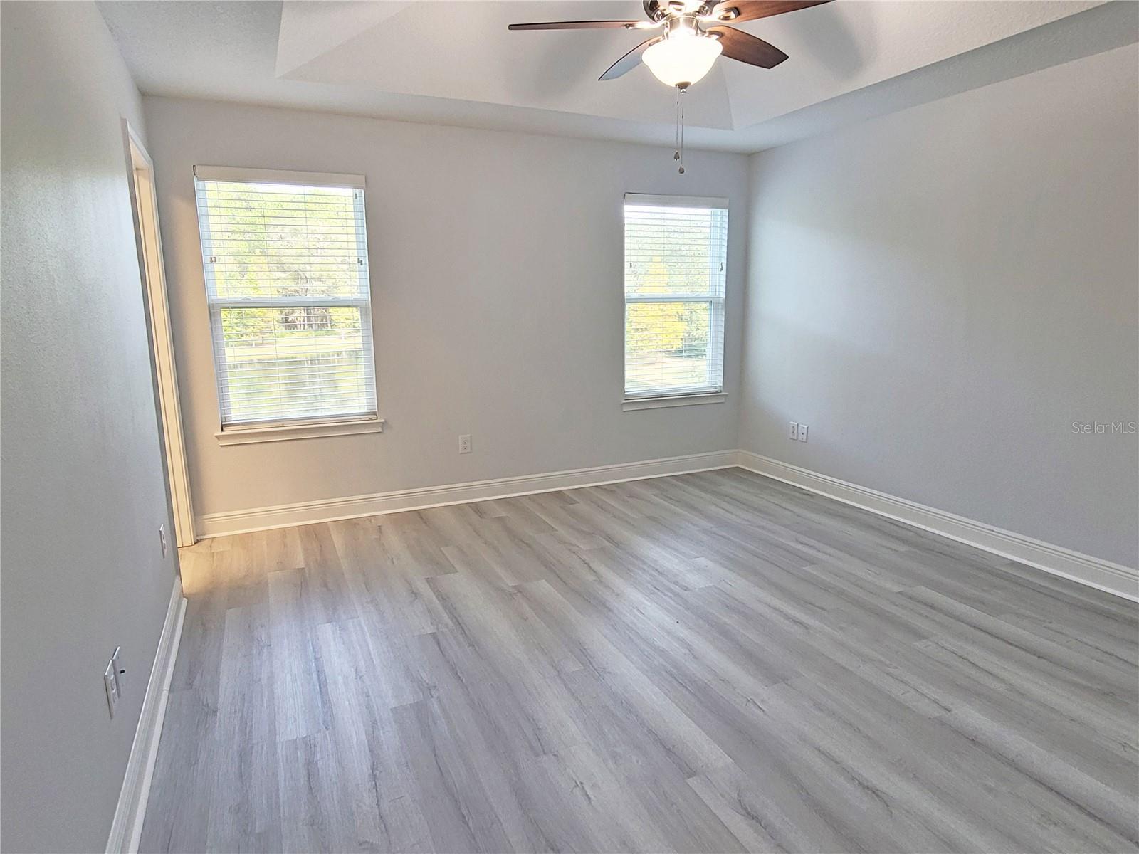 Listing photo id 27 for 5509 Cumberland Star