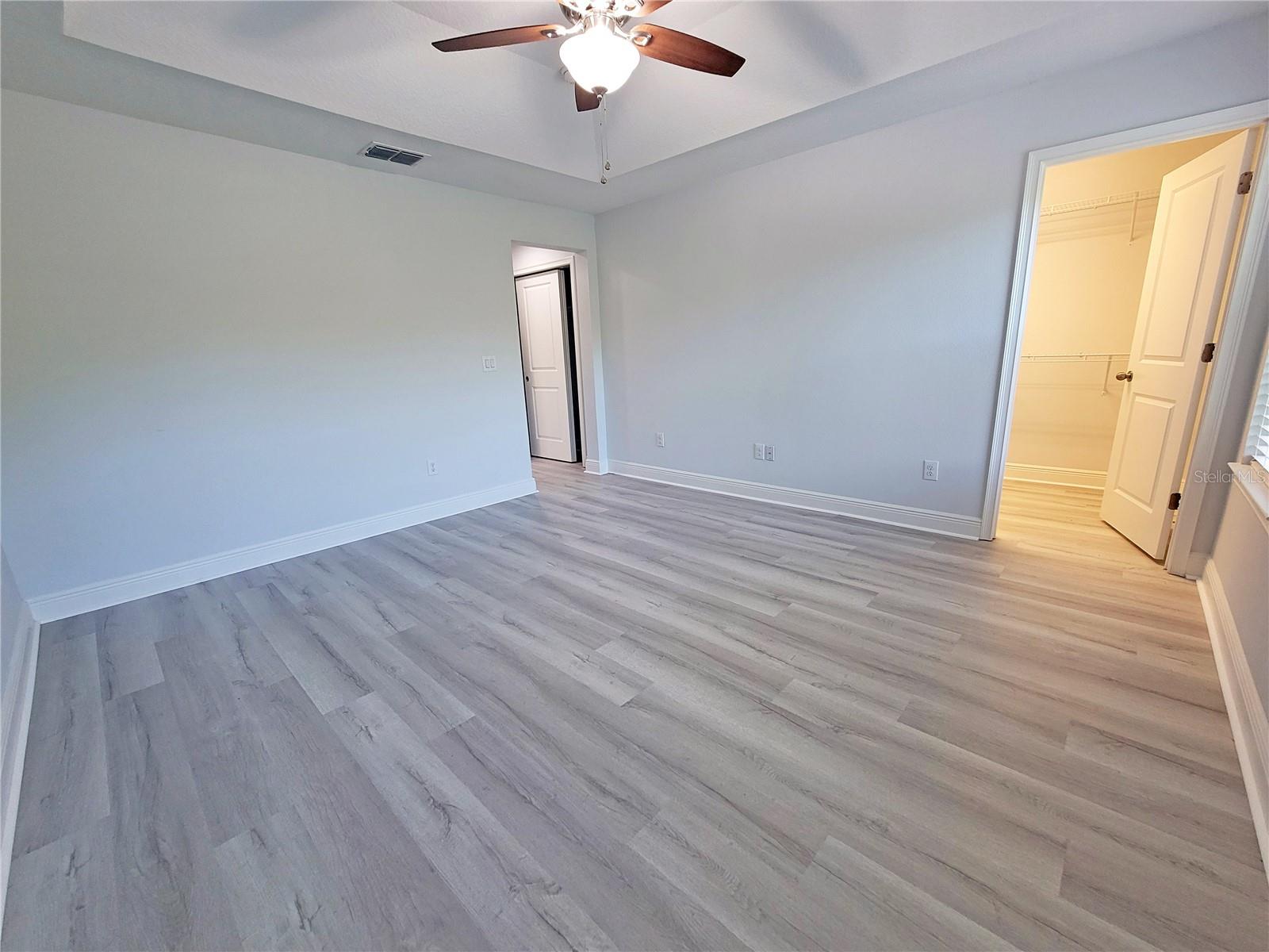 Listing photo id 29 for 5509 Cumberland Star