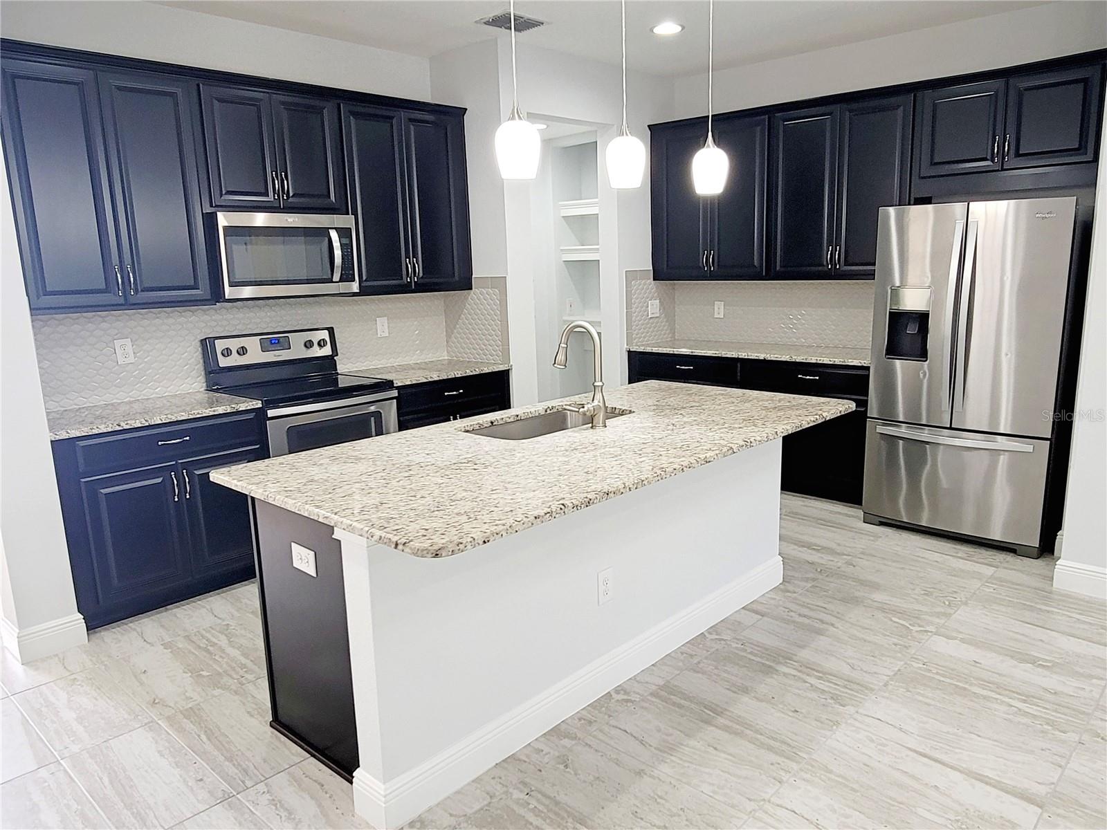 Listing photo id 6 for 5509 Cumberland Star