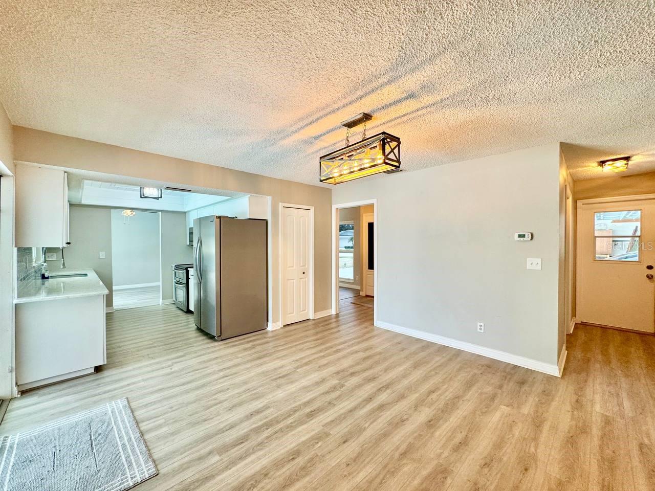 Image 13 of 36 For 2924 Catherine Drive