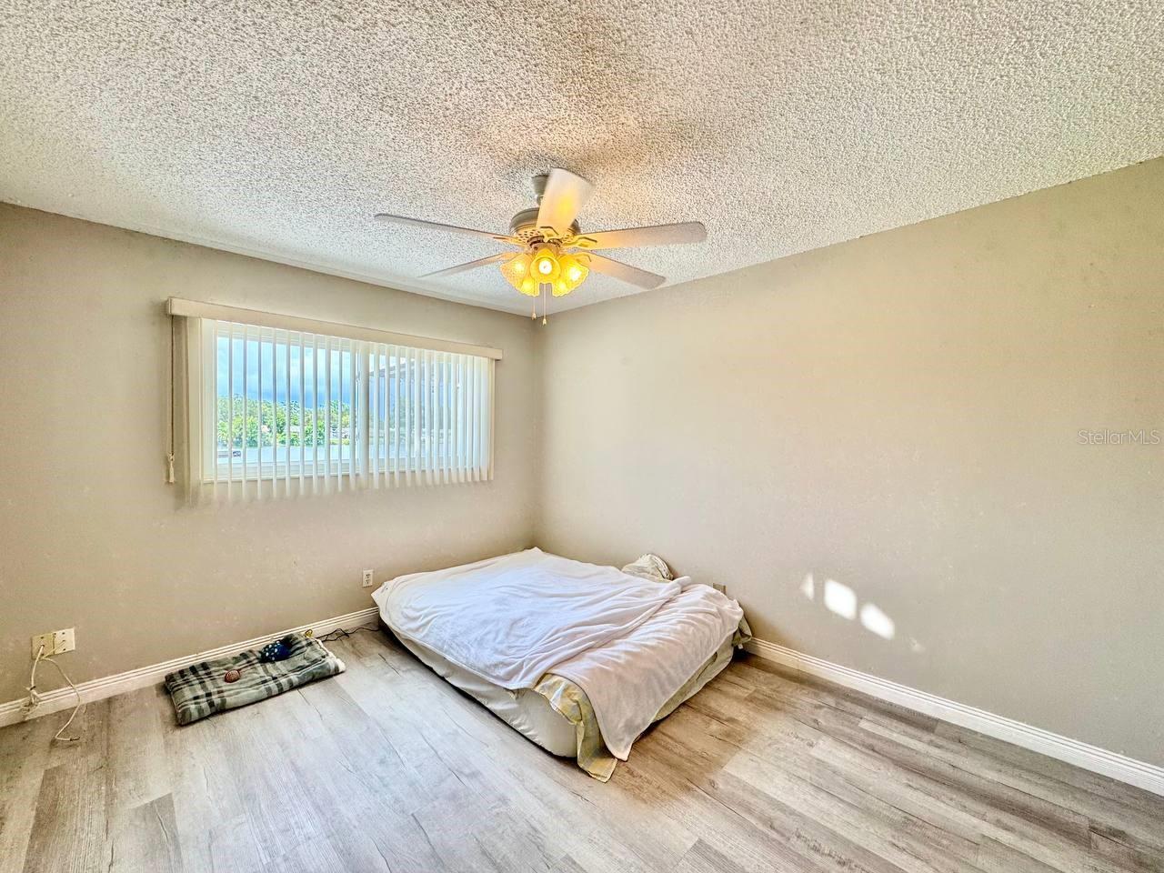 Image 20 of 36 For 2924 Catherine Drive